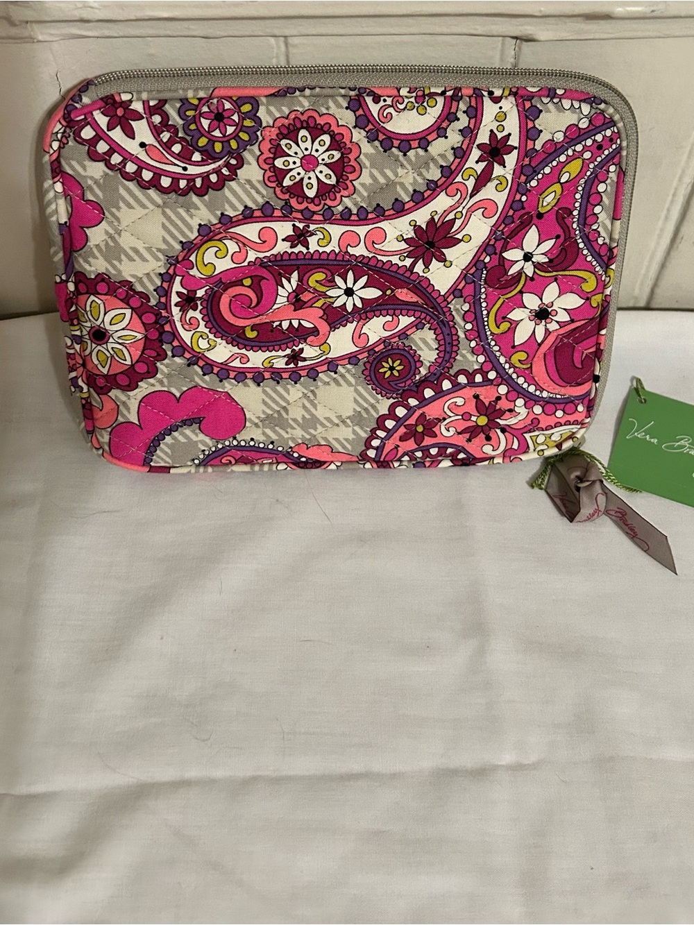 Vera Bradley E-Reader Sleeve-Paisley Meets Plaid/NWT - Picture 1 of 2
